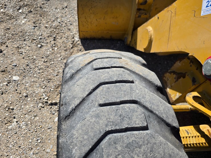 caterpillar-415f2-il-image-92