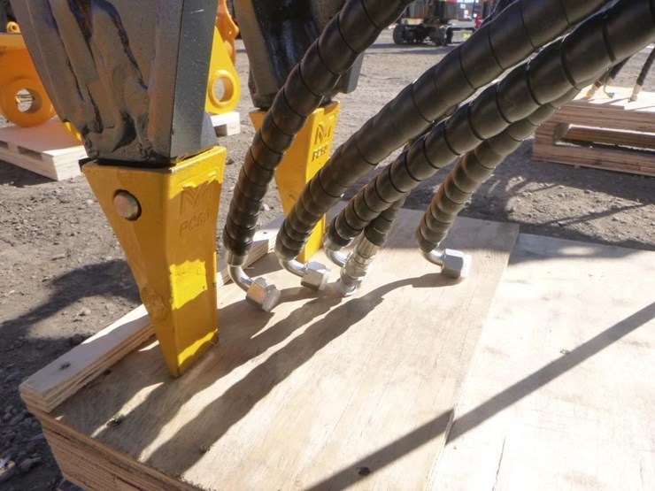 toft-04g-excavator-rotary-log-grapple-image-7