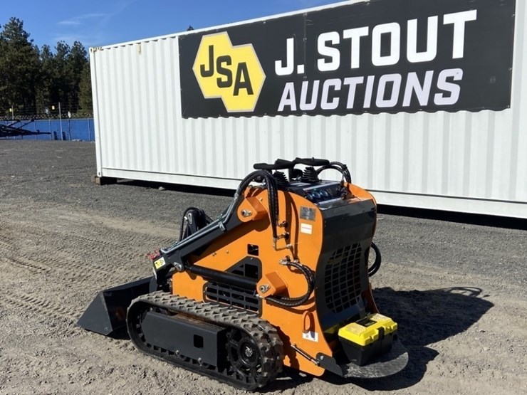 2025-kylin-ky380-mini-compact-track-loader-image-3