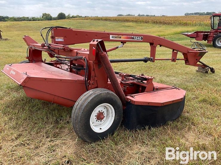 hesston-1340-image-5