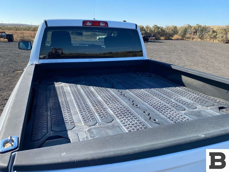 2012-ram-1500-pickup-image-16