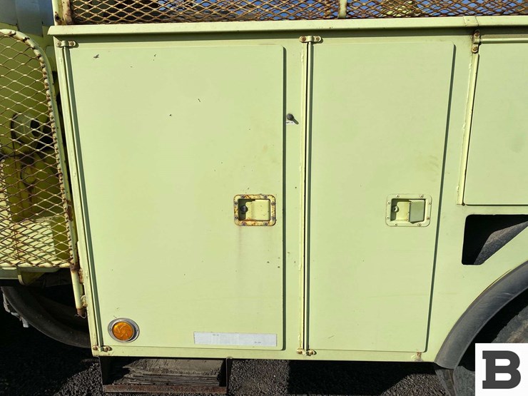 1995-international-4900-image-18