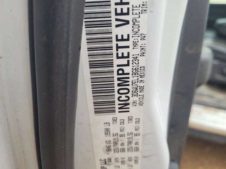 2011-ram-4500-slt-image-22