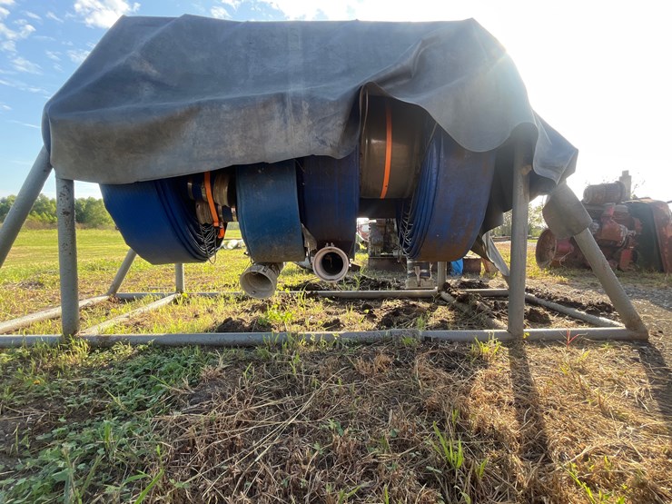 #118-•-lot-with-hose-rack-and-hoses-image-4