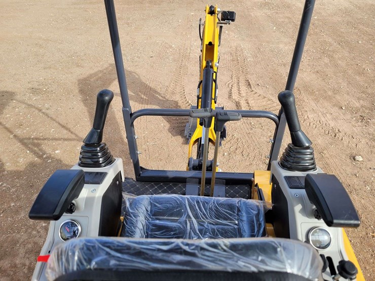 2024-ire20-mini-excavator-image-9