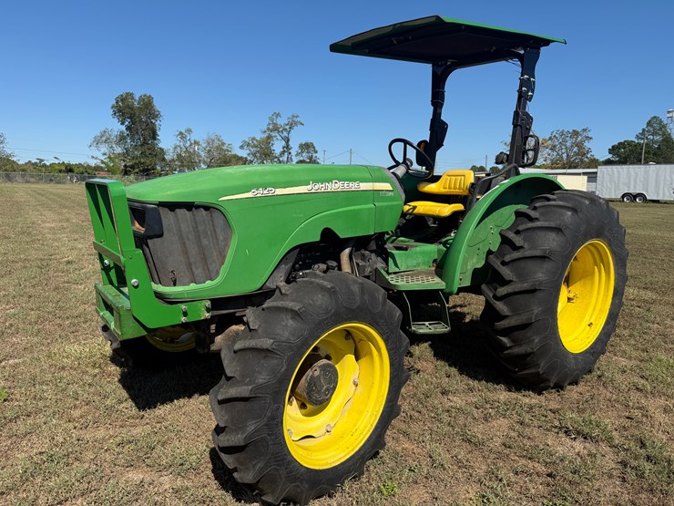 john-deere-5425-image-1