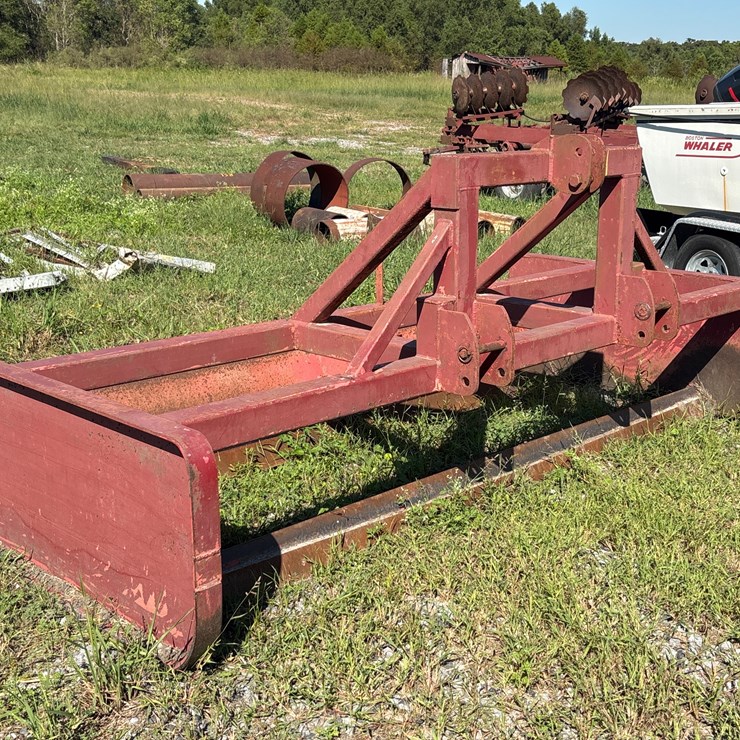 #141 • HEAVEY DUTY GRADER BOX