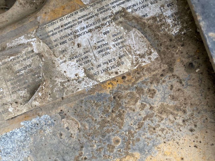 2002-peterbilt-330-image-41