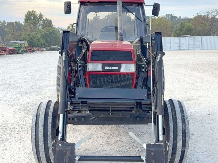 case-ih-5140-image-8