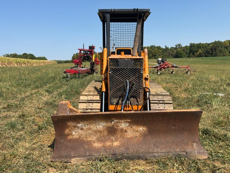 1979-case-450b--image-4