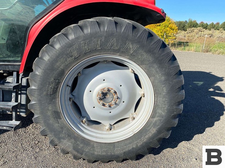 2012-massey-ferguson-5475-image-33