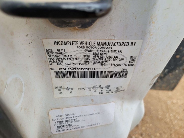 2012-ford-f550-image-20