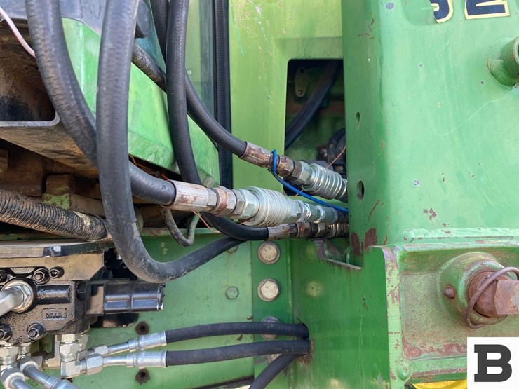 1995-john-deere-6300-image-36