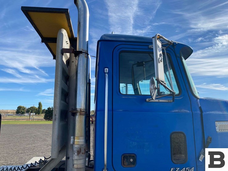 1995-mack-ch613-image-36