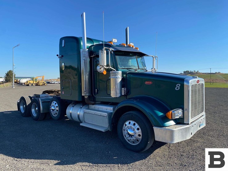 2013-peterbilt-367-image-8