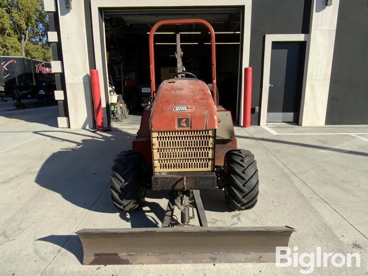 2004-ditch-witch-rt40-image-2