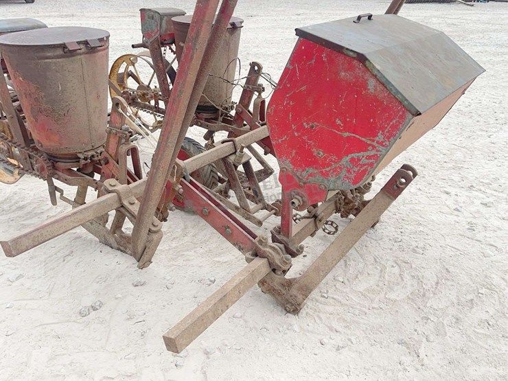 massey-ferguson-3-image-7