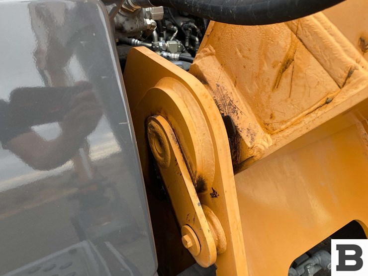 2016-case-cx160d-image-55