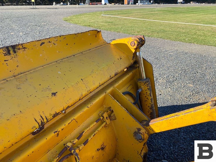 john-deere-555-image-16