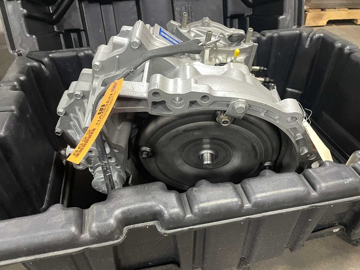 #8622-•-mazda-crate-transmission-(f)-image-11