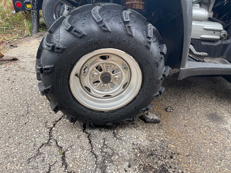 #1381-•-2005-honda-atv-with-snow-plow-(has-registration)-(of)-image-14