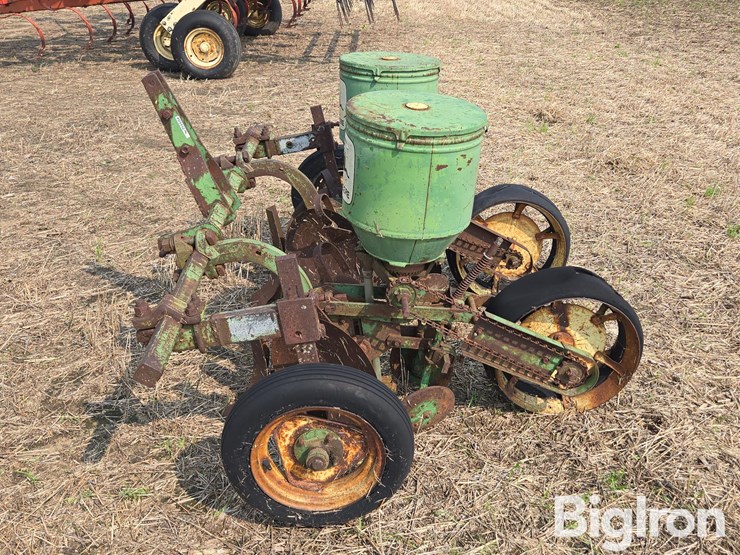 john-deere-2-image-8