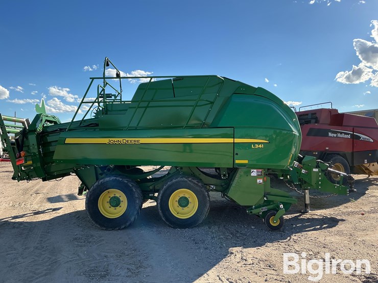 2021-john-deere-l341-image-4