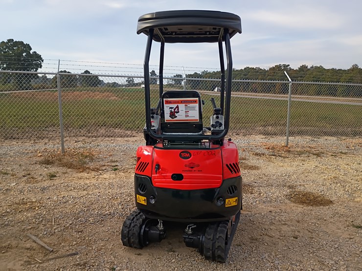 #l57-002-•-2025-tpm-16-mini-excavator-(gasoline)-image-3