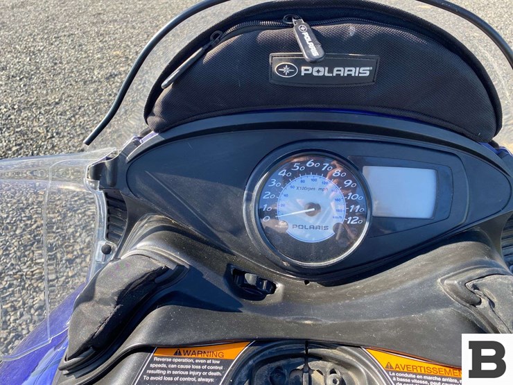 2005-polaris-rocky-mountain-king-snowmobile-image-13