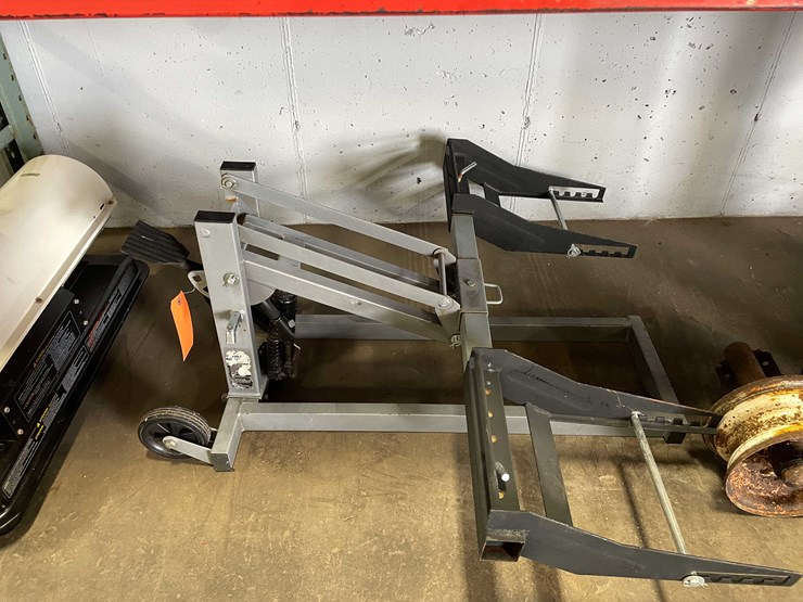 #8515-•-high-lift-mower-or-atv-(cw)-image-2