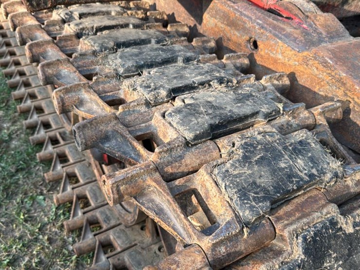 #1752-•-2013-kmc-210ca-track-skidder-image-18