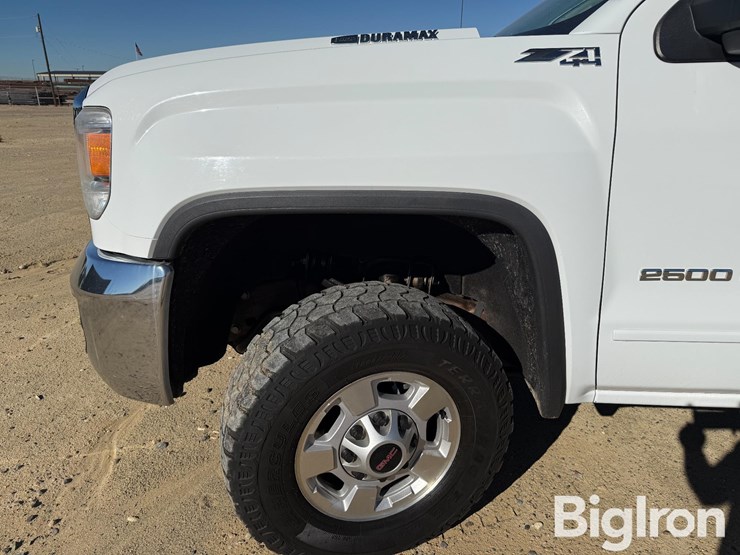 2018-gmc-sierra-2500-image-10