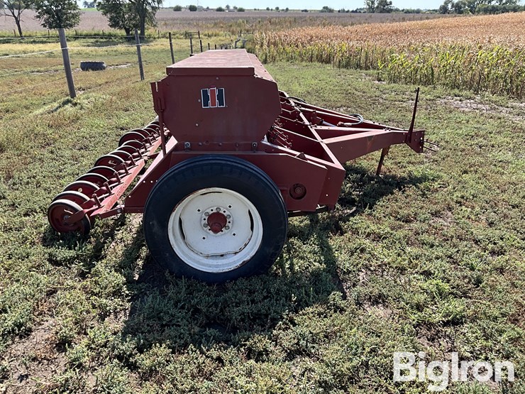 international-510-image-4