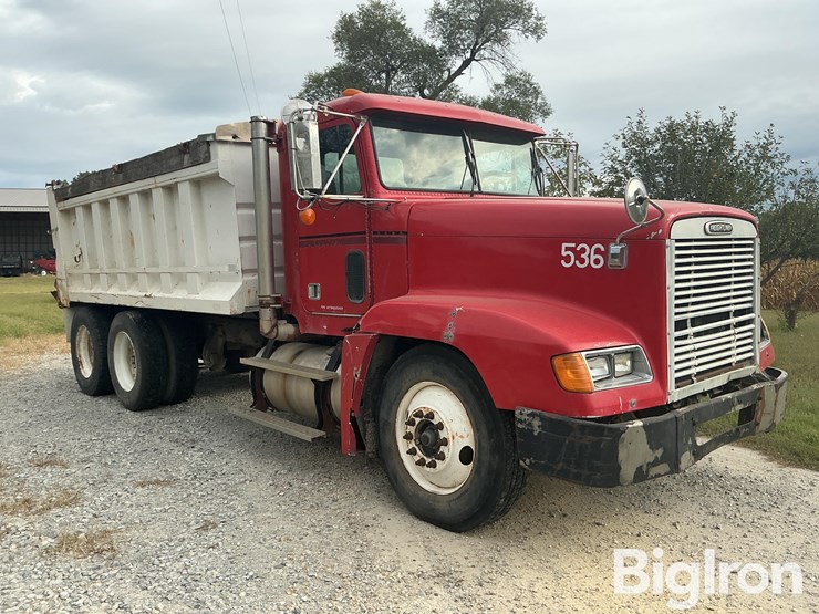 1994-freightliner-fld120-image-3