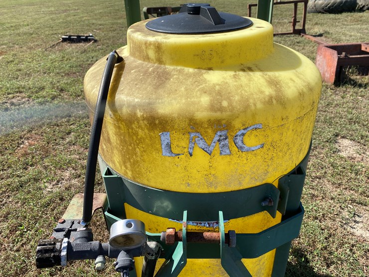 #88-•-#198-•-kmc-3-point-spray-tank-image-2