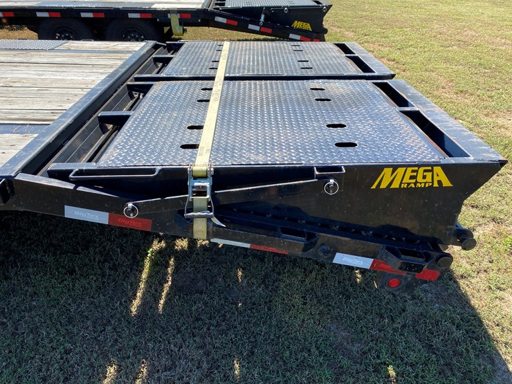 #21-•-#119-•-bigtex-gooseneck-14gn-trailer-gvwr-12,000-image-5