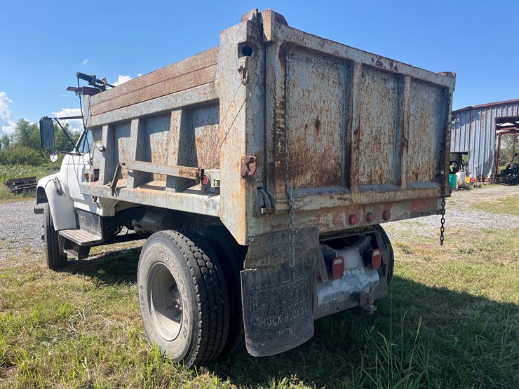 #107-•-1994-ford-33000-dump-truck-image-7