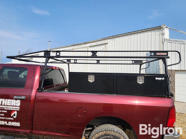 2017-ram-2500-tradesman-image-17