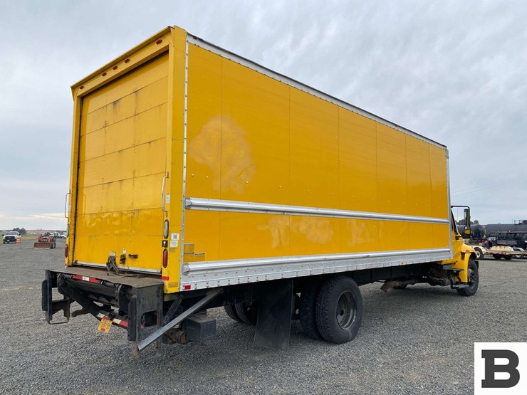 2012-international-durastar-4300-image-5