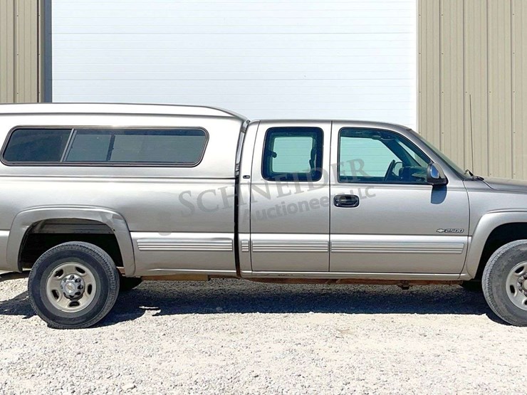2000-chevrolet-2500-image-3