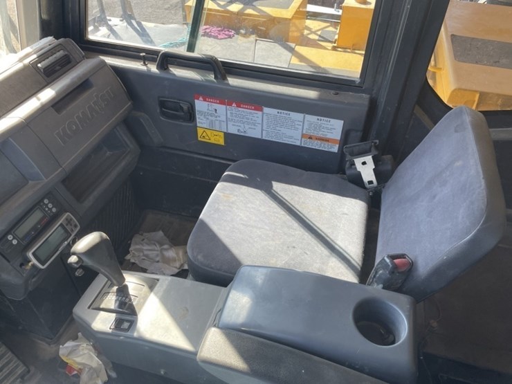 2015-komatsu-hd605-7e0-image-31