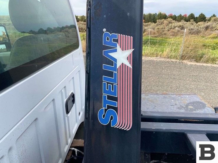 2015-ford-f350-image-16