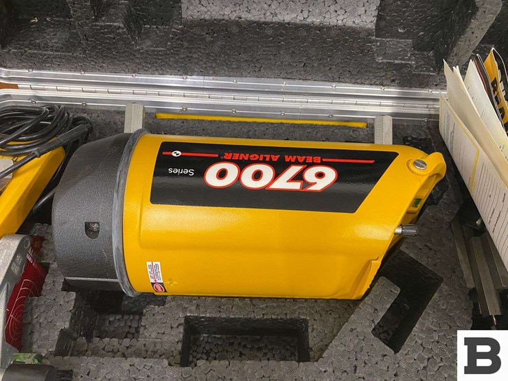 laser-alignment-inc.-6700-beam-aligner-and-supporting-hardware-image-7