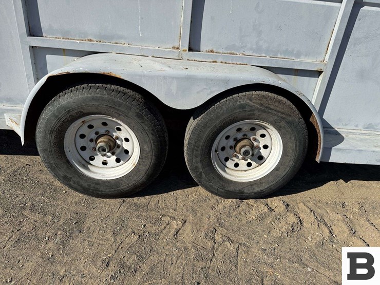 1991-american-trailers-&-saddle-gooseneck-horse-trailer-image-22