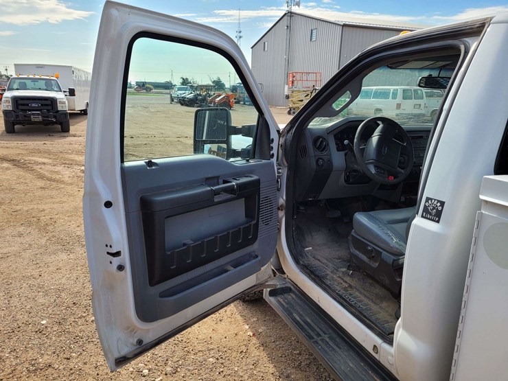 2016-ford-f350-sd-image-7