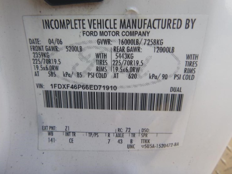 2006-ford-f450-image-26