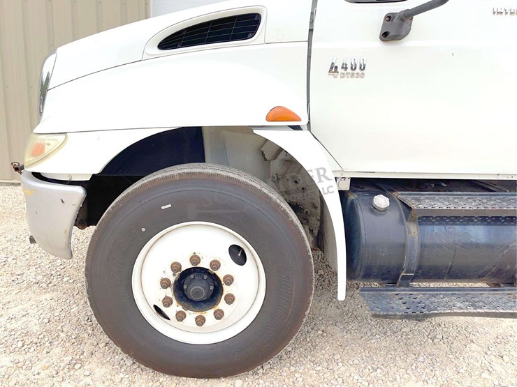 2003-international-durastar-4400-image-64