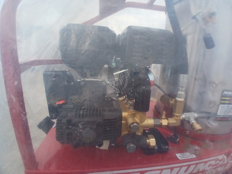 #21945-•-2025-magnum-4000-series-gold-hot-pressure-washer-image-13