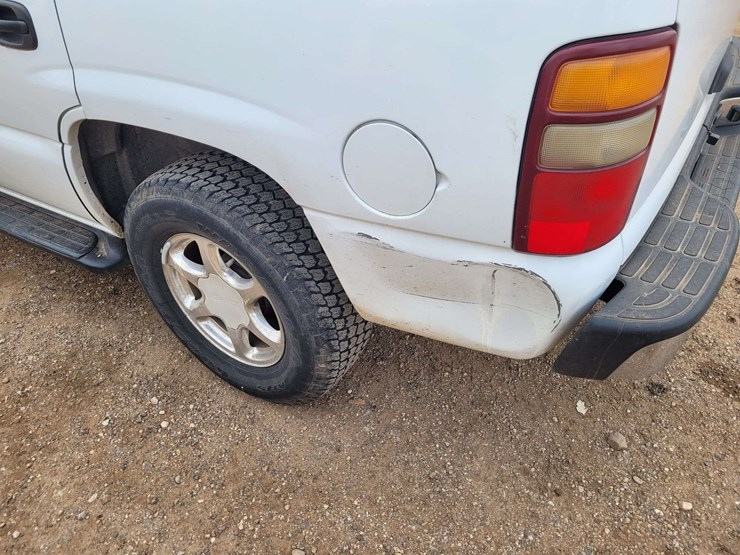 2003-chevrolet-tahoe-ls-image-6