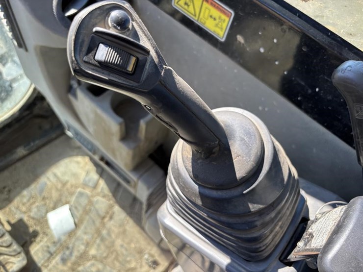 2013-caterpillar-308e-cr-image-31